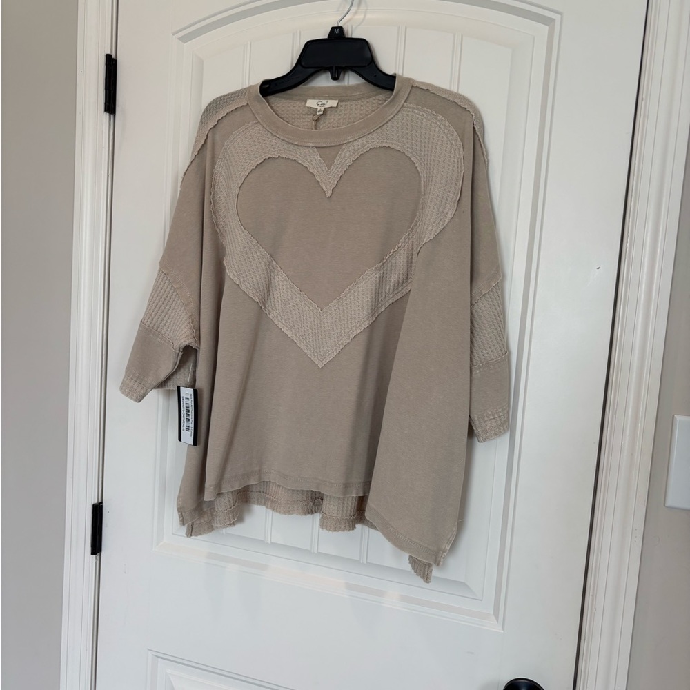 Easel Beige Heart Sweatshirt